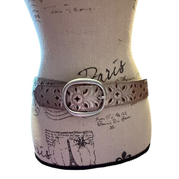 Fossil Metallic Pale Gold Brown Cutout Belt Womens Small - Picture 1 of 8